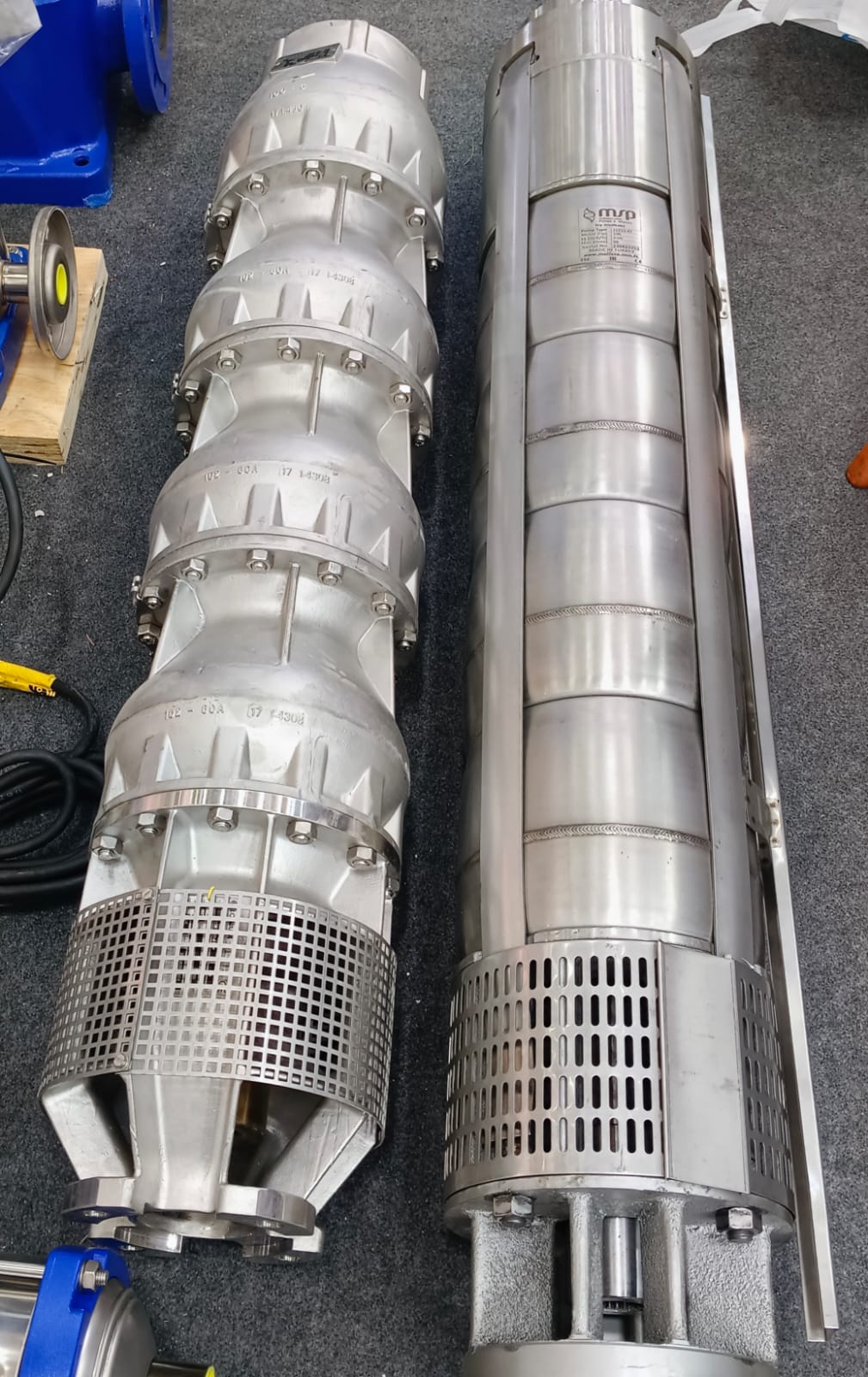 submersible pump