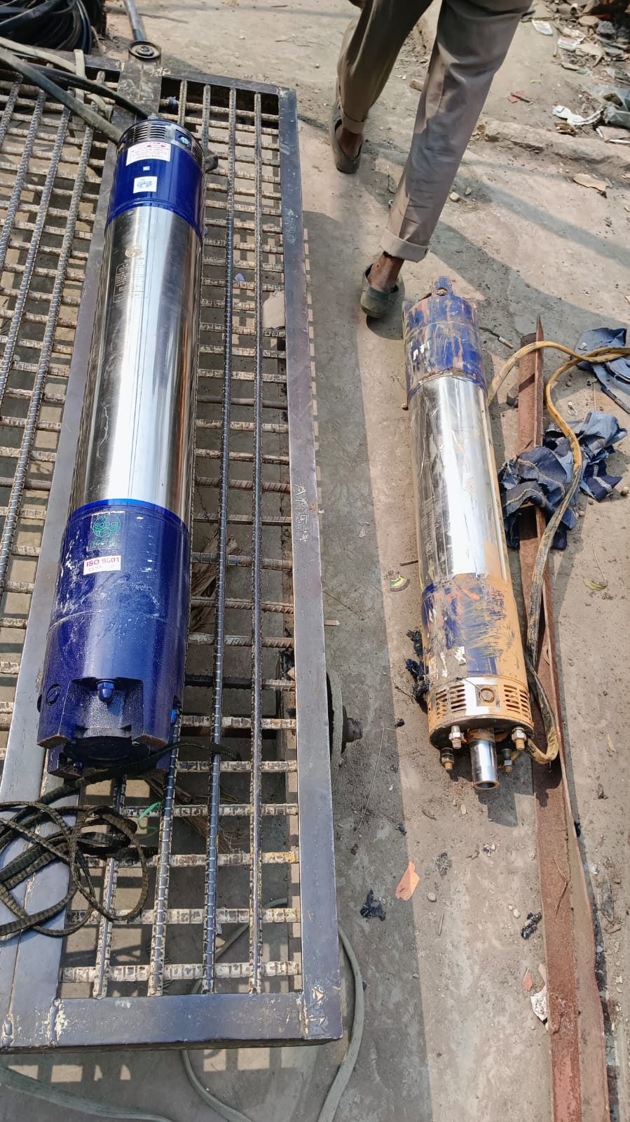 submersible pump