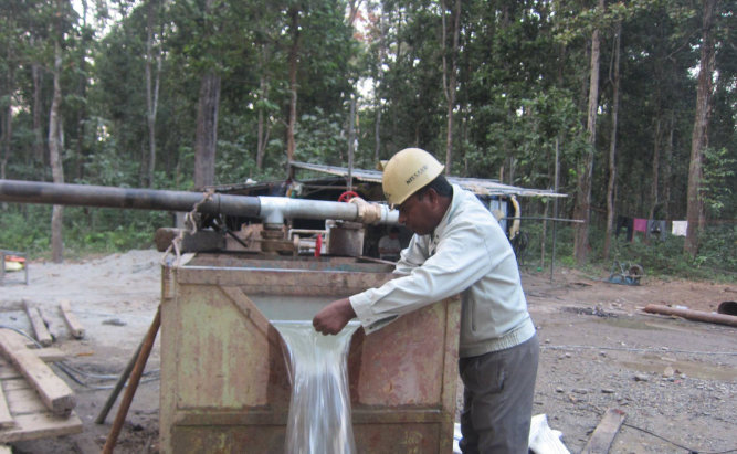 1000 feet boring submersible pump in Bangladesh